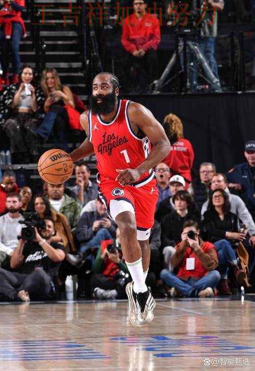 哈登稳定发挥让争冠形势再生变化 比赛走势引发热议